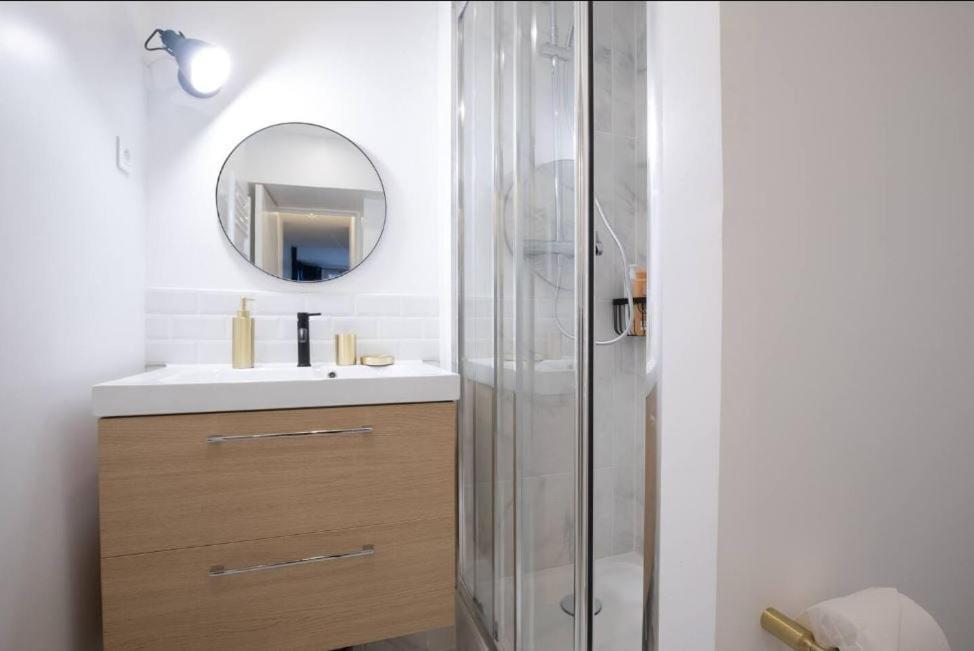 Appartement Lumineux Proche Parc De La Villette パリ エクステリア 写真